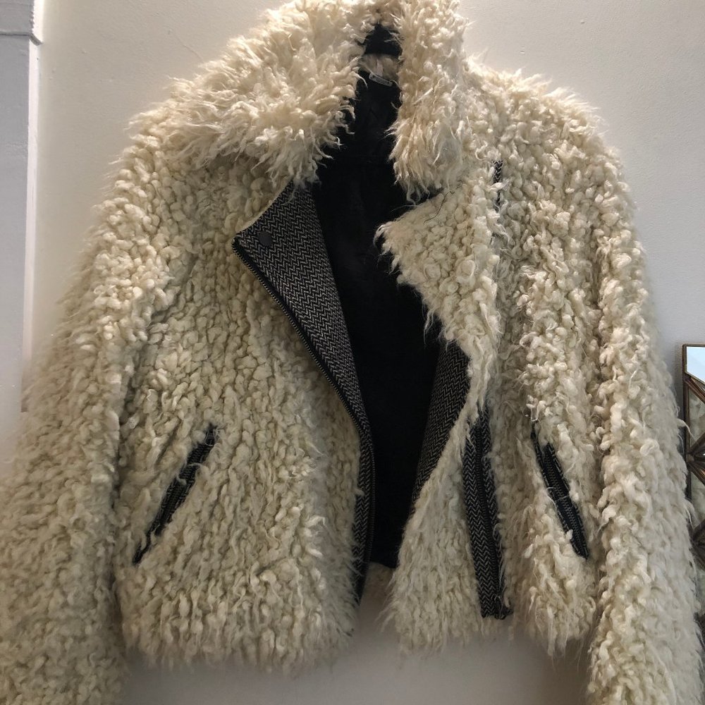Free people faux sherpa coat size L